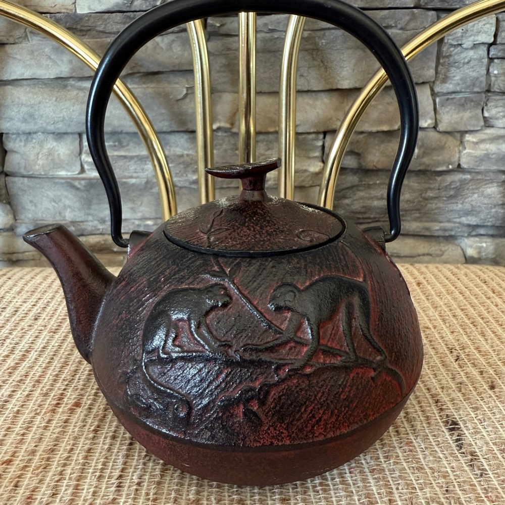 Teavana 2009 Red Cast Iron Teapot Year of the Monkey